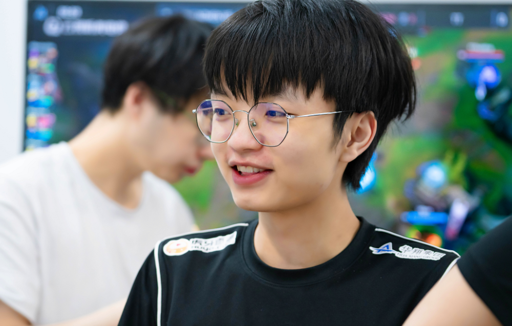 Leyu-FPX前途光明！，JackeyLove新星锐不可当表现突出再创辉煌时刻-Leyu