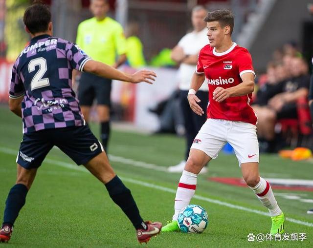 乐鱼体育-今晚埃因霍温备战意甲；内部沟通细节曝光；悬念犹存；团队化学反应显著-乐鱼体育